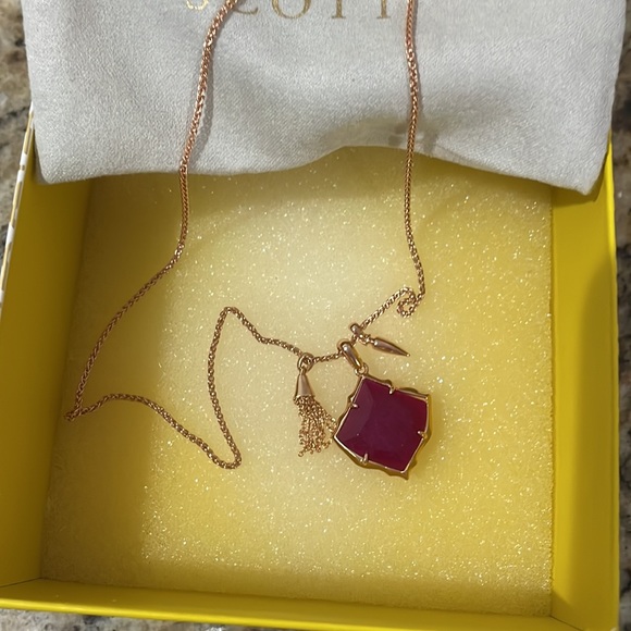 Kendra Scott Arlet Necklace - Red - Picture 2 of 2